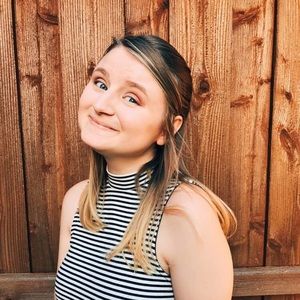 Meet your Posher, Jenejenelle